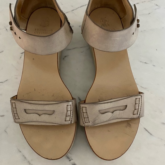 Brunello Cucinelli flatform size 35 1/2 - feels like a true 6. - Picture 2 of 6
